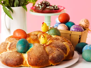 Easter bread with dyed eggs