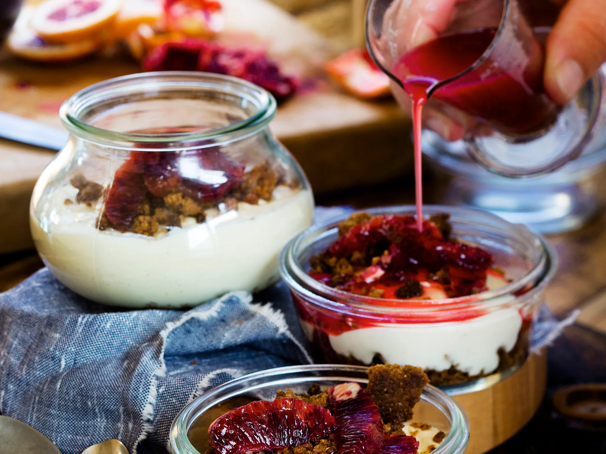 Almond cheesecake with twilight syrup