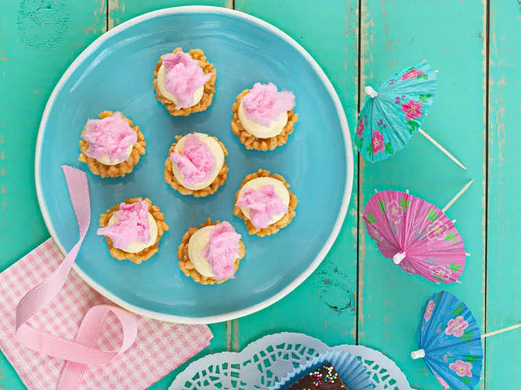 Rice bubble cupcakes with fairy floss