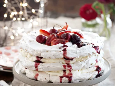 Meringue and spiced berry stack