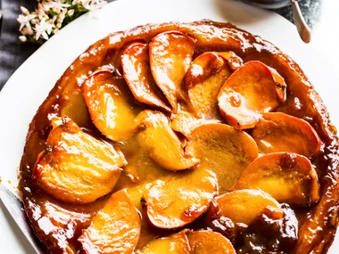 Persimmon tarte tatin
