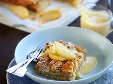 Pear and ginger crumble