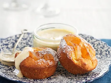 Spiced ginger puddings with vanilla custard