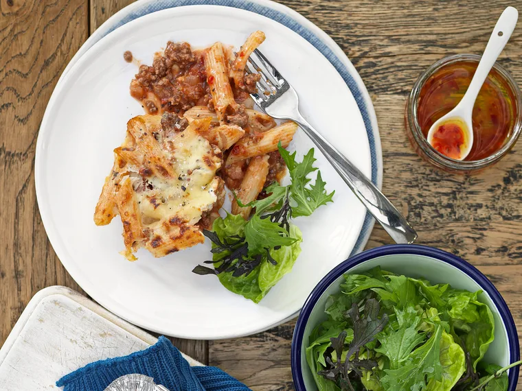 Lasagne pasta bake