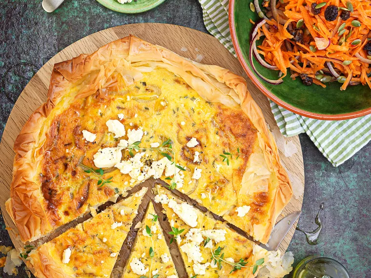 Sweet onion and cottage cheese tart