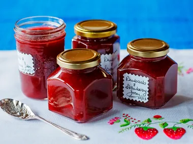 Rhubarb and strawberry jam