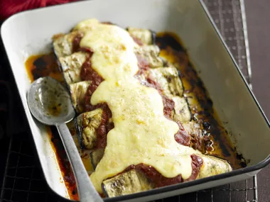 MOUSSAKA PARCELS