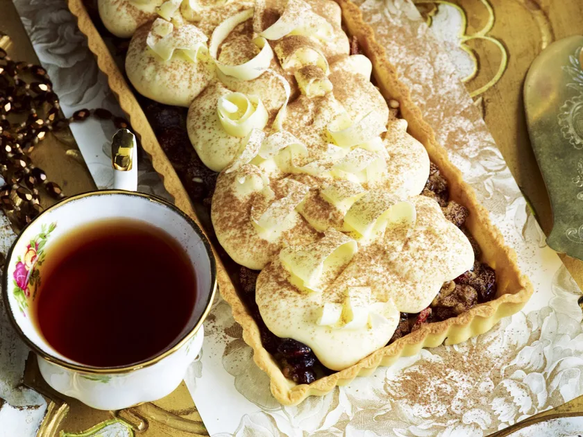Fruit Mince Tart with White Chocolate Cream