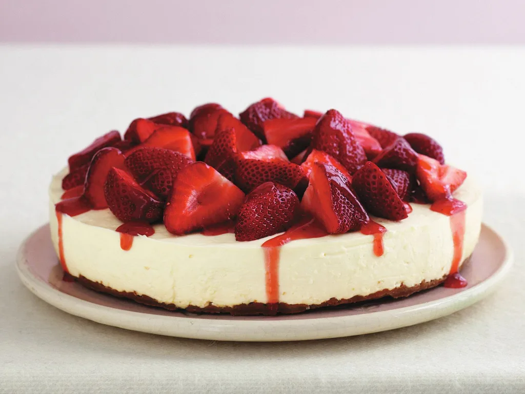 White chocolate and strawberry cheesecake