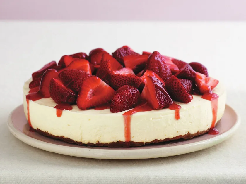 White Chocolate and Strawberry Cheesecake