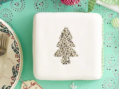 celebration christmas cakes