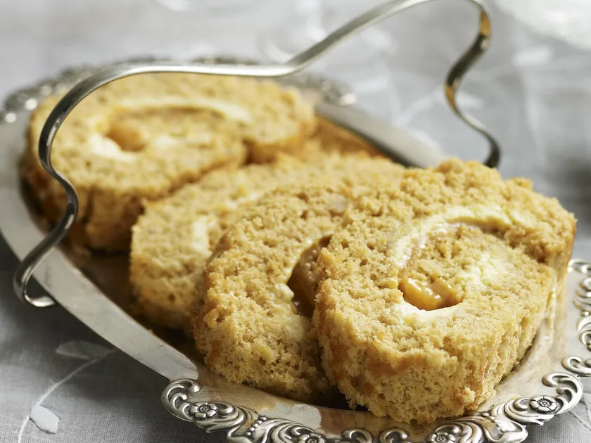 Banoffee sponge roll | Women's Weekly Food