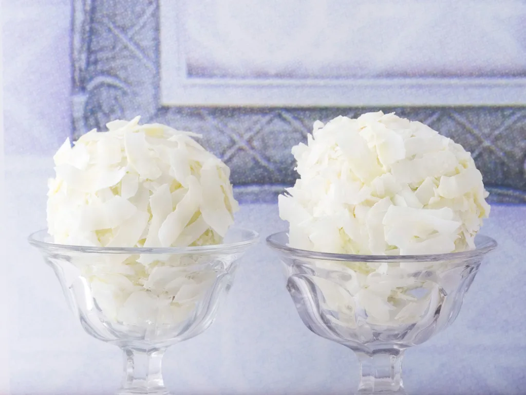 chocolate mousse snowballs