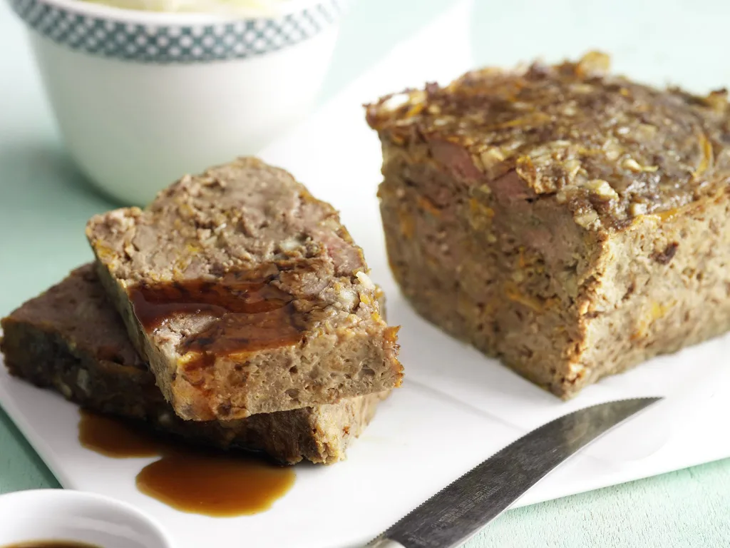 meatloaf with stir-fried cabbage