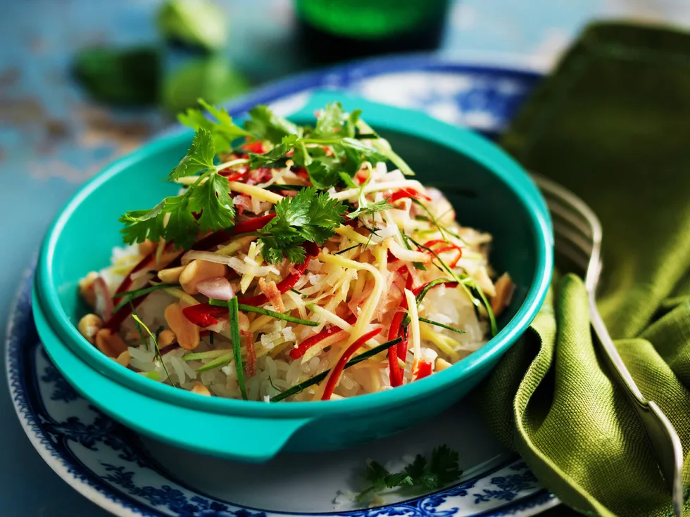 sticky rice with green mango and apple salad