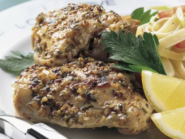 Pan-fried green peppercorn chicken