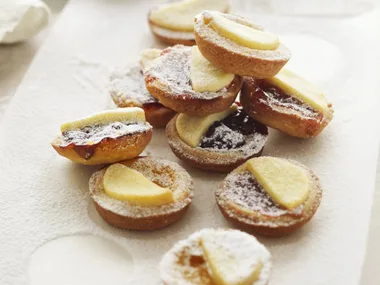 jam tarts