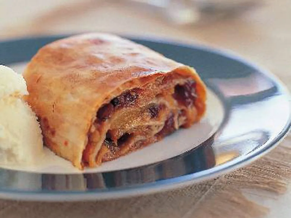 apricot strudel