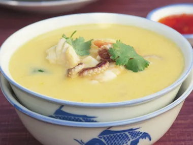 mixed seafood soup