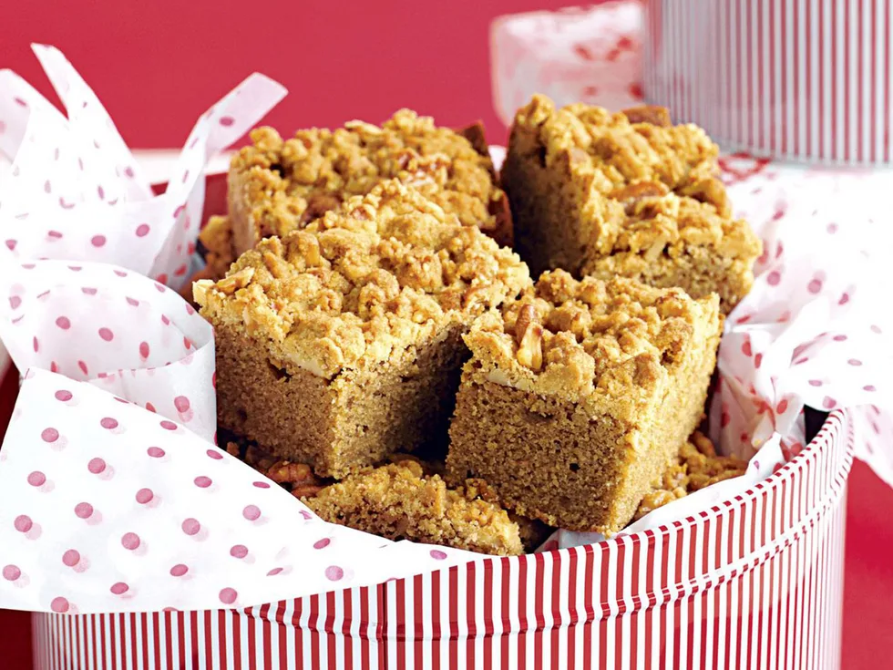 coffee walnut streusel cake