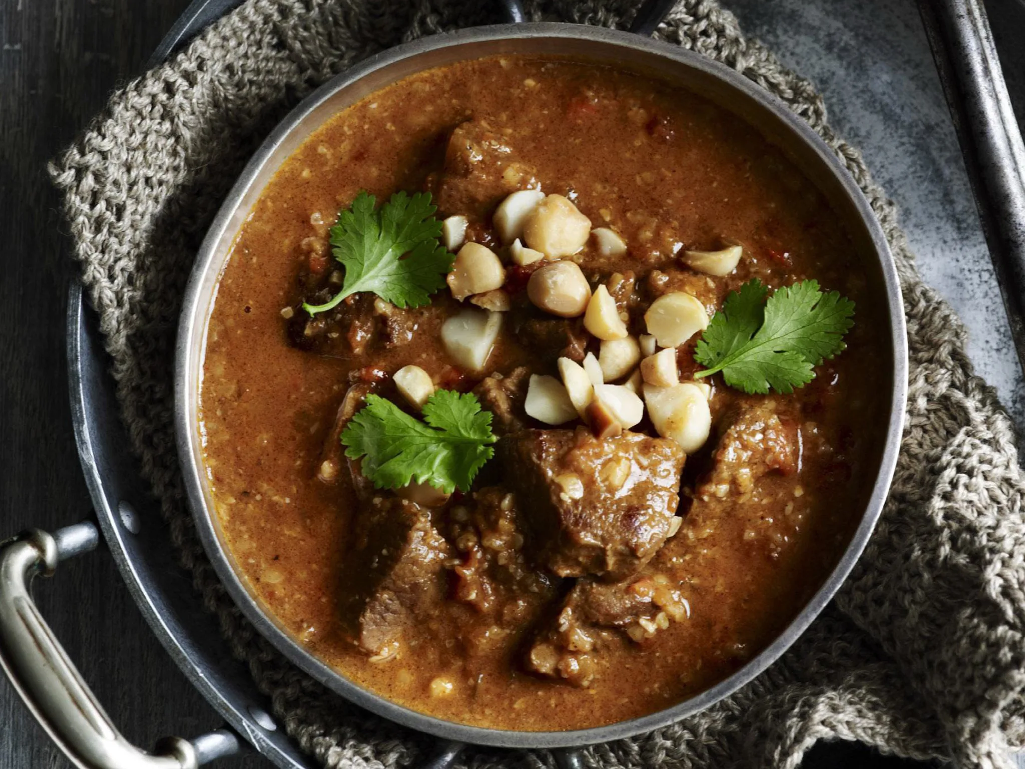 lamb and macadamia curry