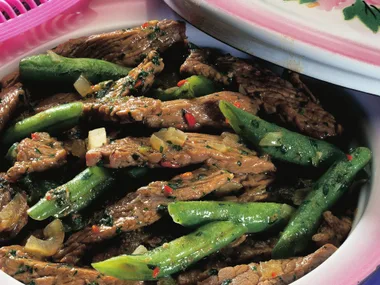 stir-fried steak with green beans