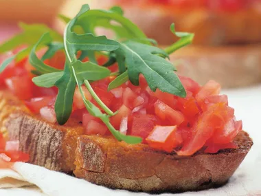 tomato & rocket bruschetta