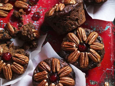 chocolate drambuie fruit cakes