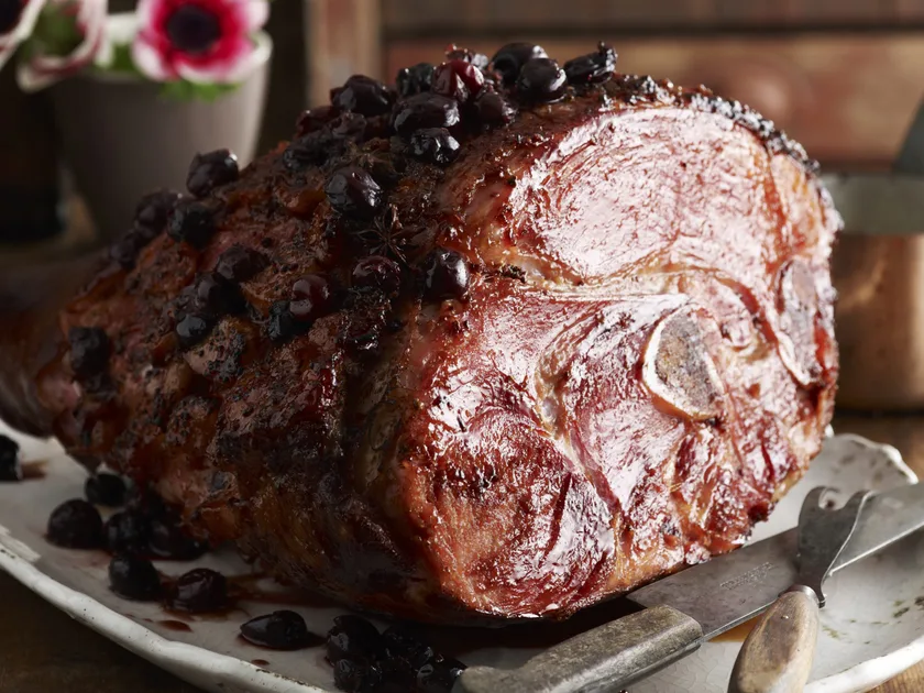 Baked ham with cherry glaze | Women's Weekly Food