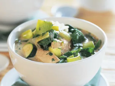 thai-style chicken & vegetable curry