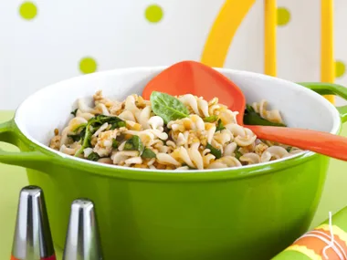 chicken lentil and spinach pasta