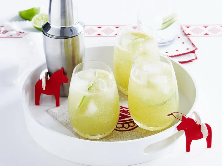 green grape and apple spritzer