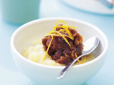 Apple and pear compote with dates