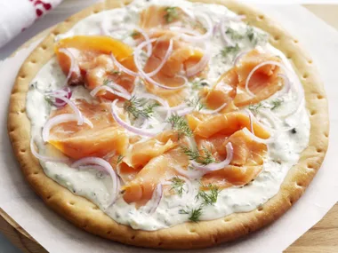 smoked salmon pizza