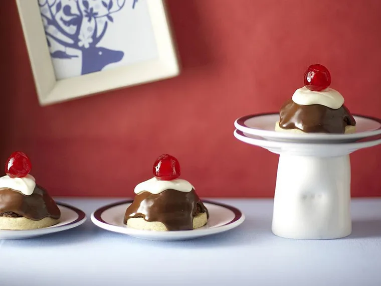 Christmas pudding cookies