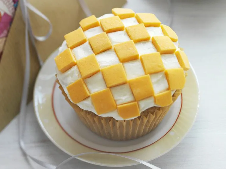 CARROT CAKES