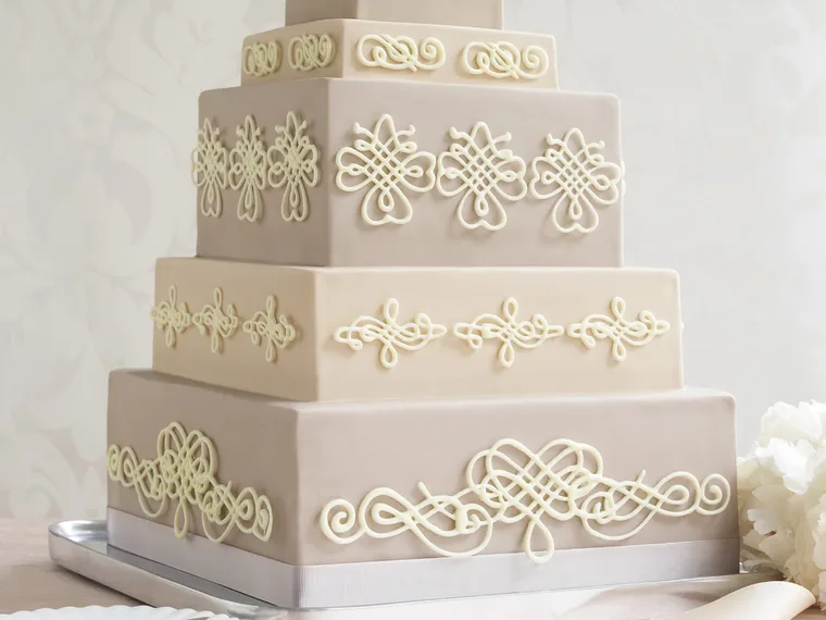 Latte Lace Cake