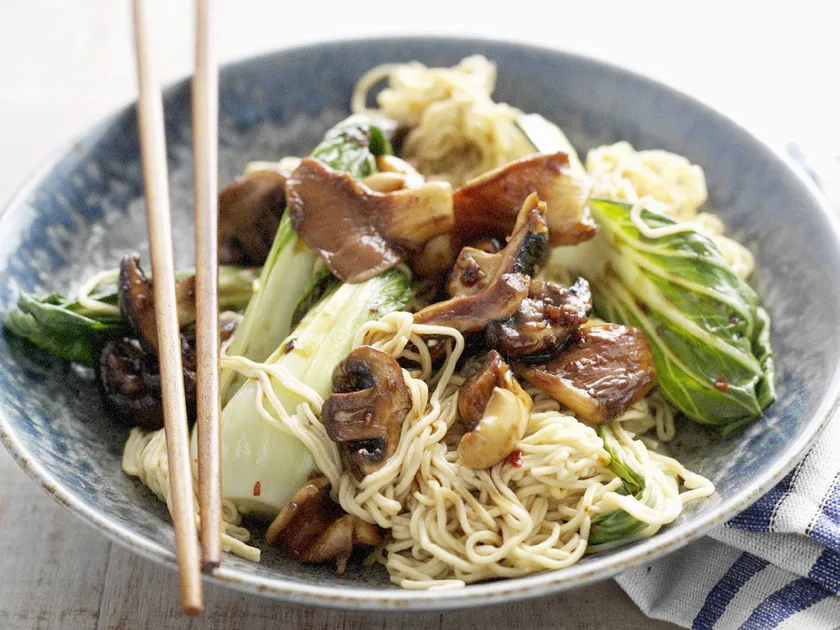 Noodles &amp; Buk Choy with Garlic Mushrooms