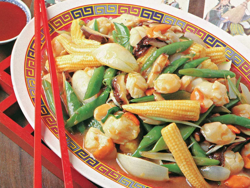 Scallop and vegetable combination | Women's Weekly Food