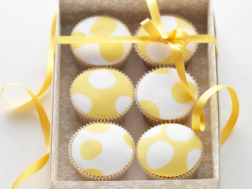 Spotty ginger buttermilk cakes | Women's Weekly Food
