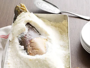 salt-crustedoceantrout withthaihollandaise