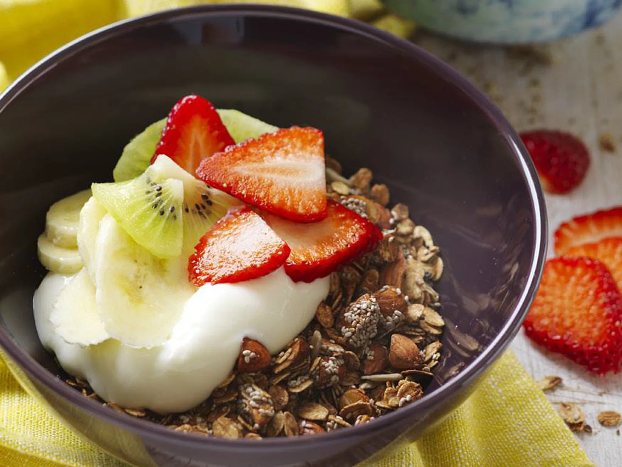 chia and almond toasted muesli