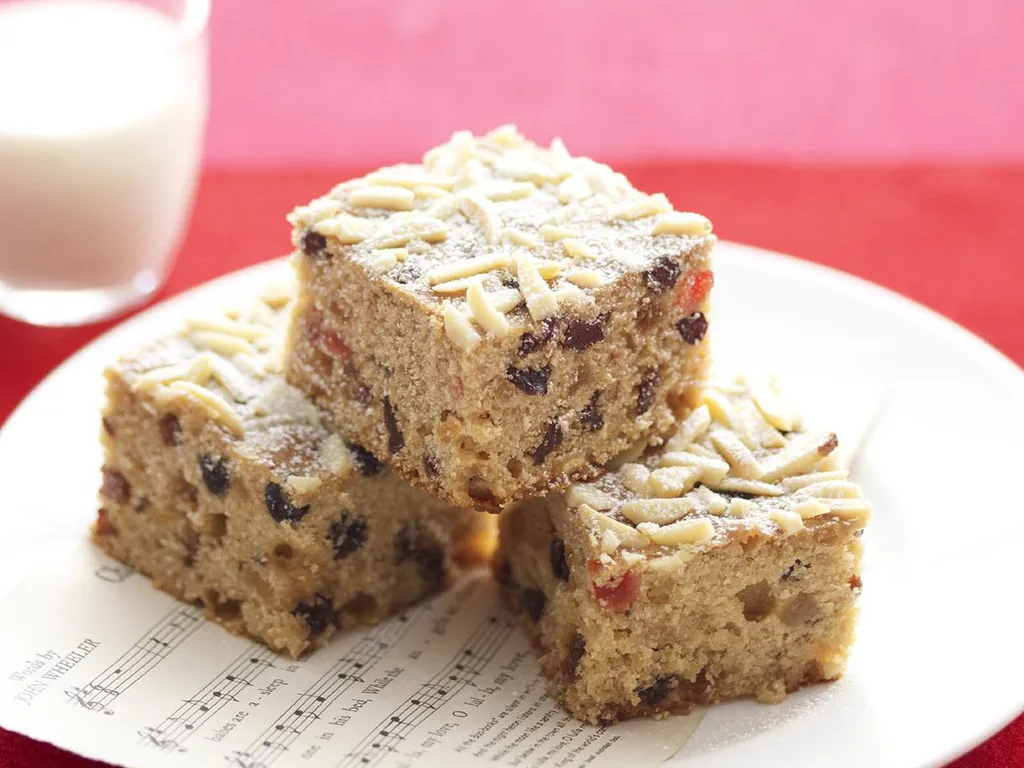 night-before-christmas fruit cake