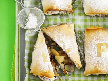 chocolate pear and hazelnut parcels