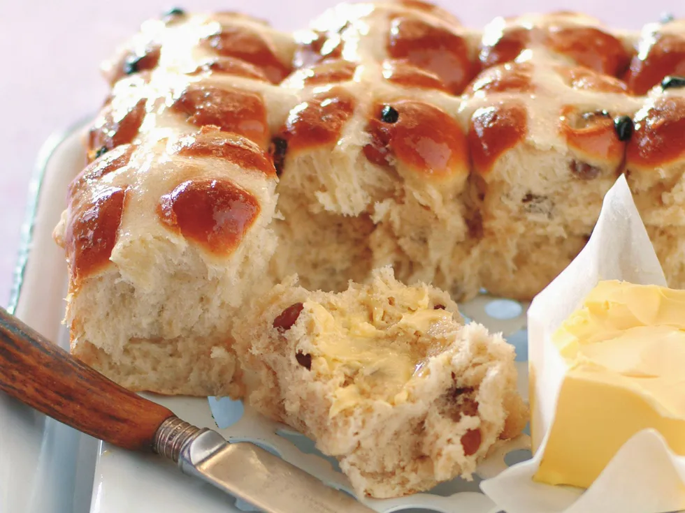 Hot cross buns