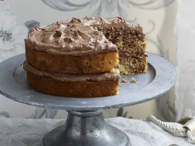 marbled victoria sponge with chocolate butter cream