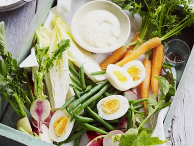 CRISP GARDEN VEGETABLES WITH ANCHOVY DIP