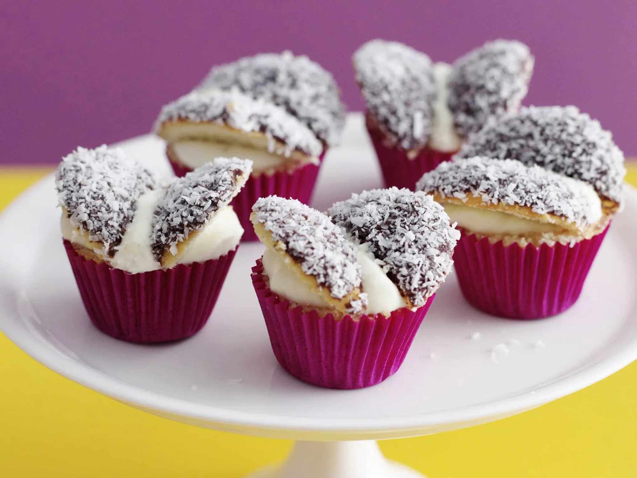 mini butterfly cakes