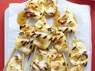 barbecued squid skewers with chilli dipping sauce