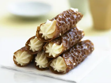 cinnamon brandy snaps with orange cream